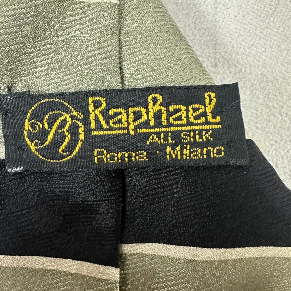 Corbata a Rayas Raphael Para Hombre Toda Seda Negro y Verde Diseño Clásico Foto 4 de 4