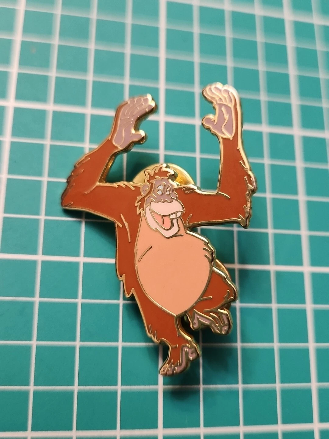 Disney Jungle Book King Louie Gold Tone Lapel Pin Collectible