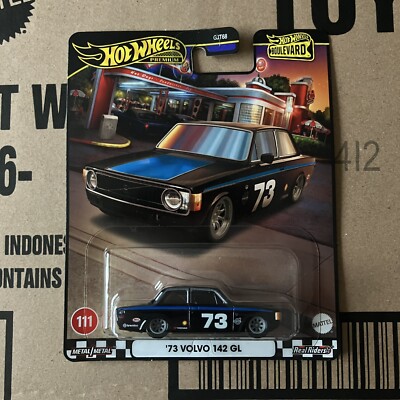 Hot Wheels Premium 2024 - '73 Volvo 142 GL - Boulevard