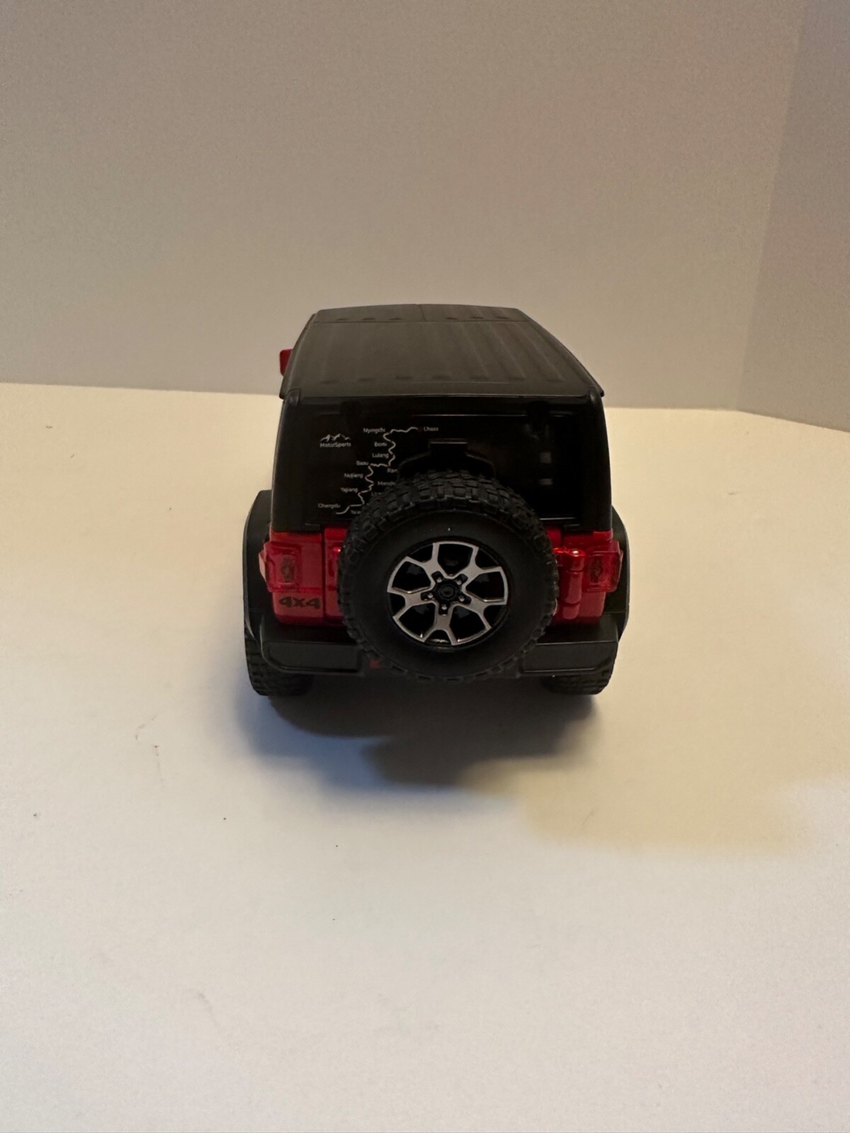 Picture 4 of 12