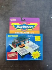 Vintage 1988 Galoob Micro Machines Body Shop Travel City Play Set New Sealed D6