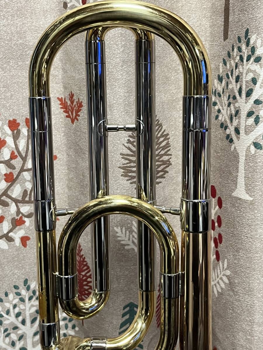 本当に良い楽器をお探しの方に赤ベルと白銅スライドYSL-643