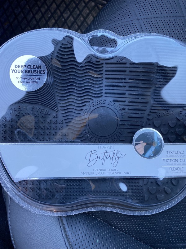 Urban butterfly makeup brush cleaning mat 