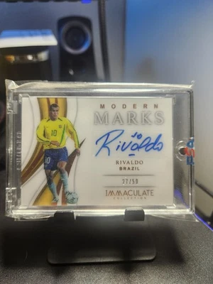 2018-19 Panini Immaculate Collection Soccer Trading Cards for sale