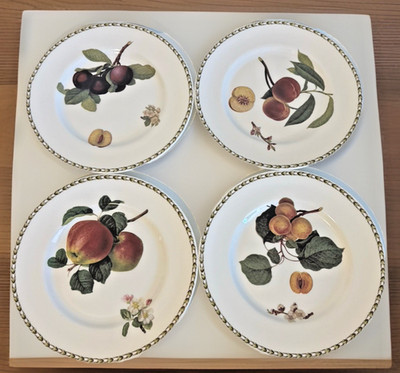 Set 4 Queens Fine Bone China Hookers Fruit Blossom Dinner Plates 10 1/2  England