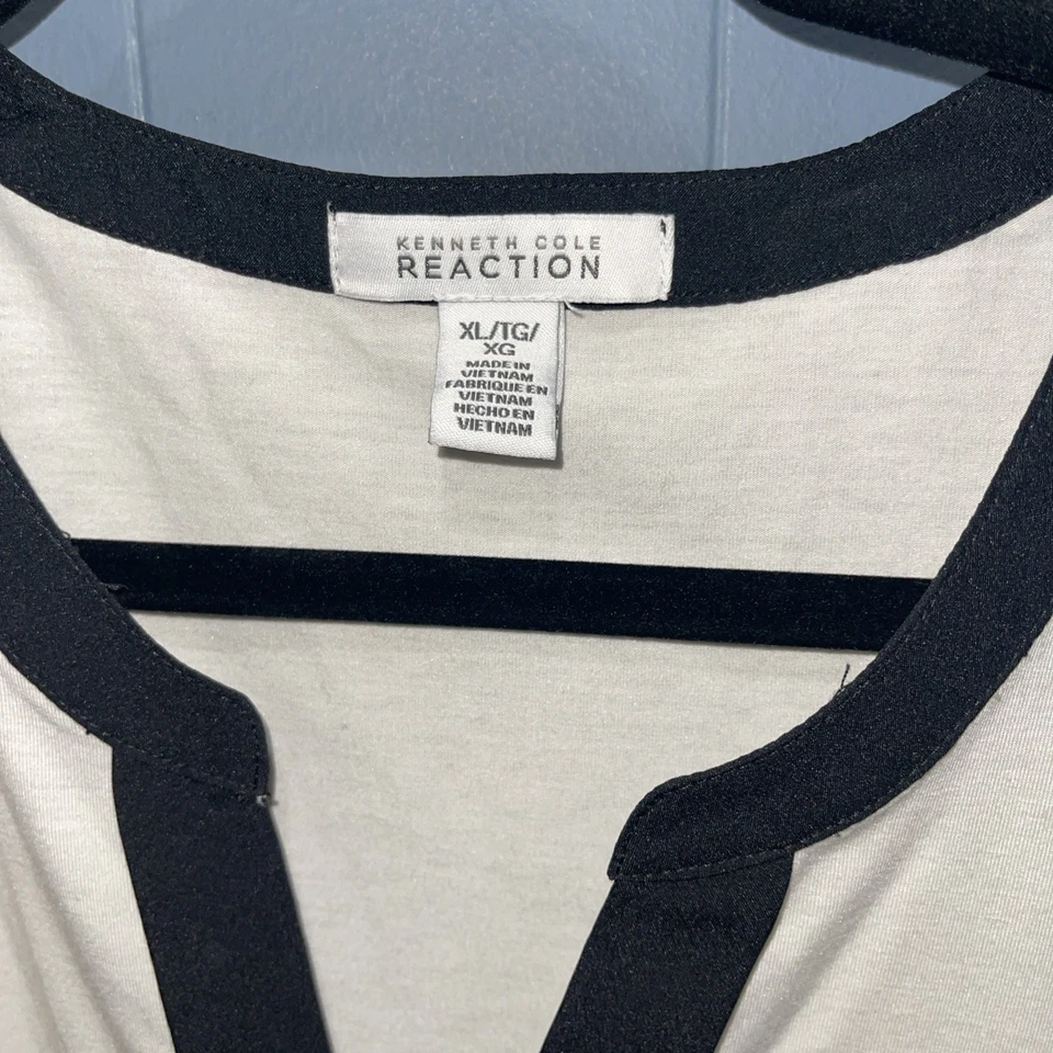 Blusa sin mangas Kenneth Cole para mujer talla XL crema y negra Foto 2 de 4
