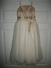 DAVIDS BRIDAL GIRLS SIZE 5 DRESS