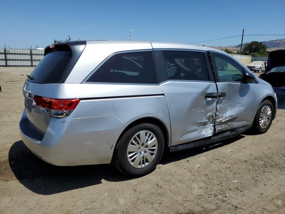 Capó usado se adapta a: Honda Odyssey 2014 grado A Foto 4 de 4