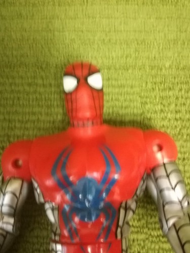 SPIDERMAN - 10.5" POSEABLE ACTION FIGURE - MARVEL 2000 - Picture 9 of 12