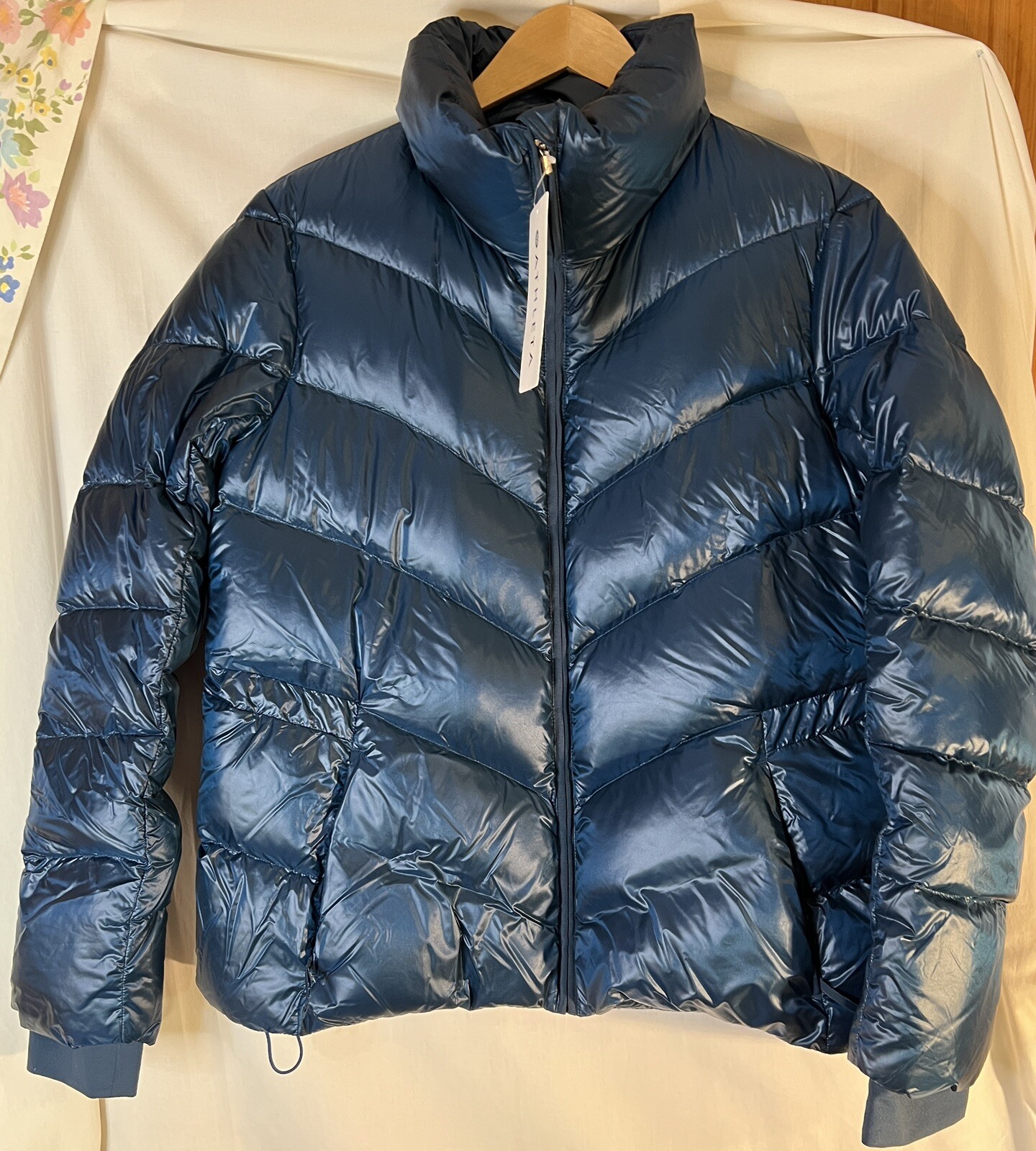 NWT Athleta Lofty Down Puffer Jacket Coat Size S MSRP 198.00 eBay