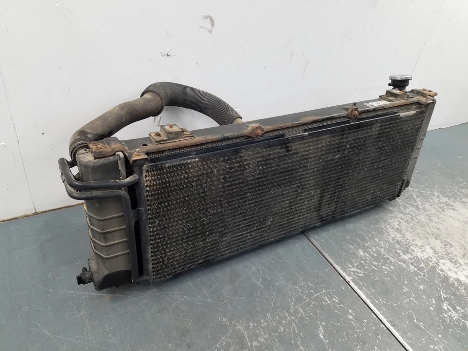 Jeep Cherokee Sport XJ 1999 4x4 4,0 L radiador/condensador #8618 Y1 Foto 3 de 4