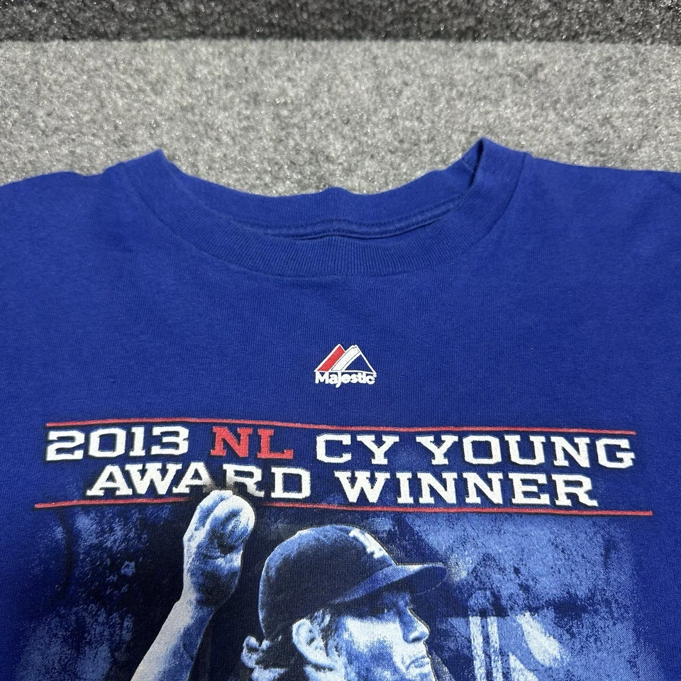 Camiseta juvenil Majestic MLB Clayton Kershaw CY Young Award Winner talla (Lg) Dodgers Foto 4 de 4