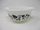 Vintage Pyrex Cinderella Bowl Gooseberry 1 1/2 Pint White Black 441 USA