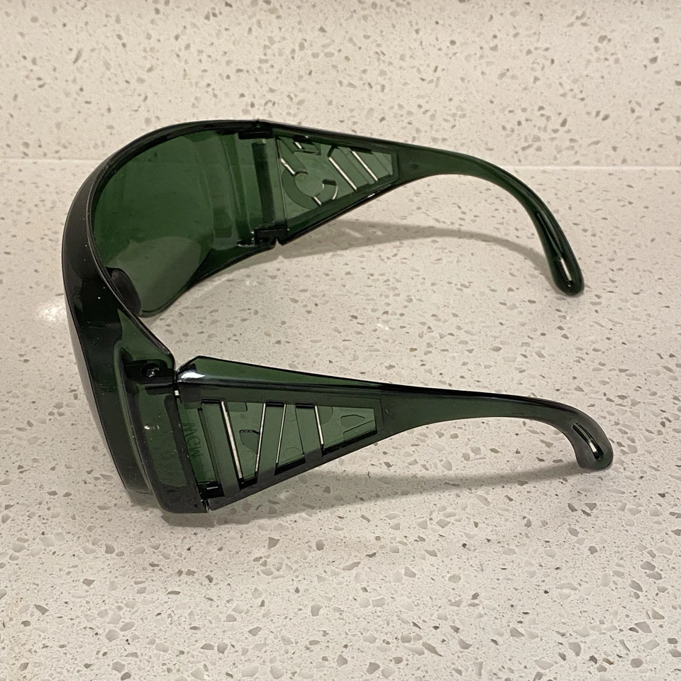 Новые из старых запасов винтажные темно-зеленые защитные очки 80-х Willson Z87 тип 3 вентилируемые боковые экраны - Изображение 4 из 4