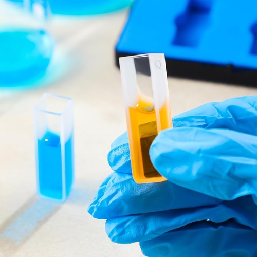 Versatili 2 PEZZI Cuvette al Quarzo - Capacità 3,5 ml, Ideale per Spettrofotometria - Foto 6 di 8