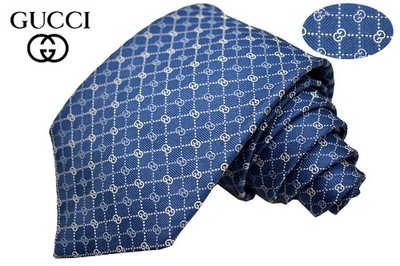 N 2762   condition GUCCI  Made in Italy Blue GG Logo Embroidery Pattern Luxuriou