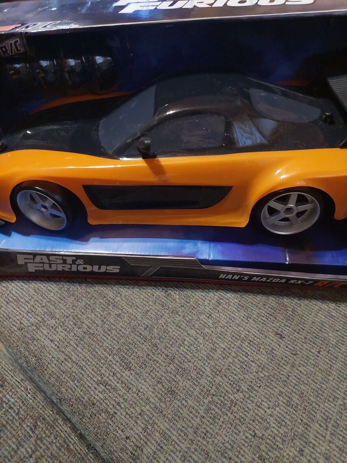 Jada Toys (1:10) Nissan RX-7 Fast & Furious Drift Battery-Powered