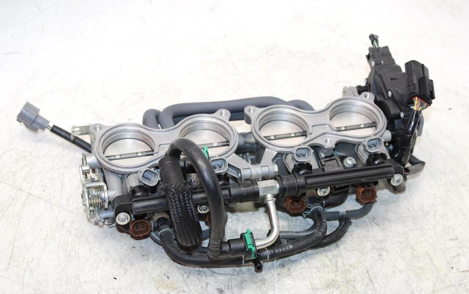 Carburadores de carbohidratos Suzuki GSXR600 2013 Foto 2 de 4