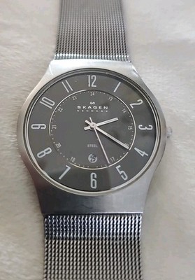 Men's Skagen Watch Stainless Steel Silver Tone Grey Dial Date New Batt