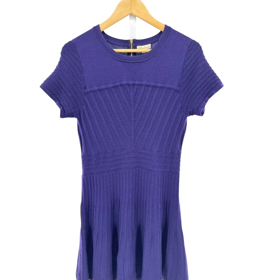 Vestido Shoshanna Lana Merino Tejido Púrpura Acanalado Ajuste y Acampanado Cápsula Armario L Foto 2 de 4