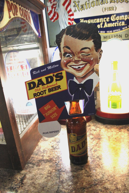 RARE 1950s DAD'S JR ROOT BEER BOTTLE STORE DISPLAY PAINTED METAL SIGN COKE SODA