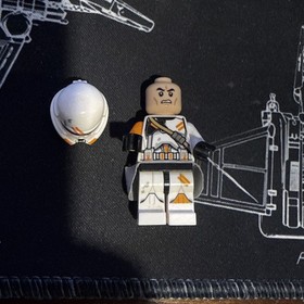 LEGO Star Wars Airborne Clone Trooper Minifigure sw0523 75036