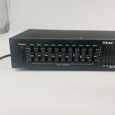 TEAC EQA-10 Stereo Graphic Equalizer Missing 2 Knobs Power On
