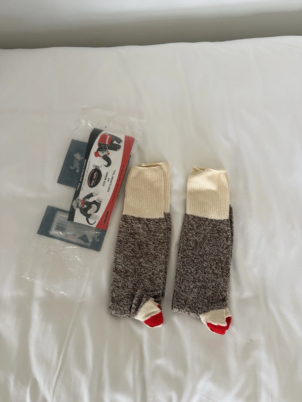 Rockford Men’s Red Heel Cotton Monkey Socks Size Large