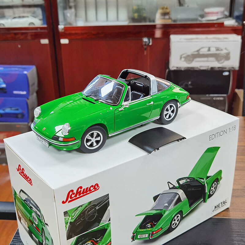 Schuco 1/18 Porsche 911 S COUPE Metal Diecast Car Model