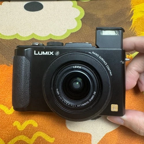 Panasonic LUMIX DMC LX7 10.1MP 3.8x Zoom Black Cam Super Fast Auto Focus - product listing photo