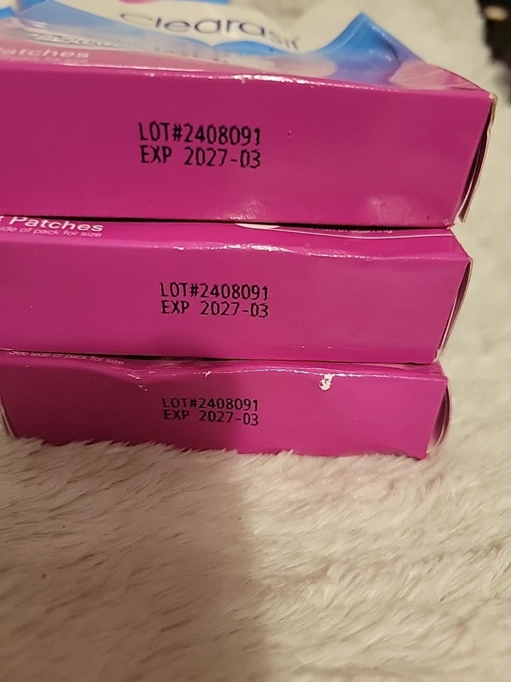 Clearasil Ultra Overnight Spot Patches 18Ct Ea 8PACK! Boxes Imperfect Free Ship - Image 3 of 4