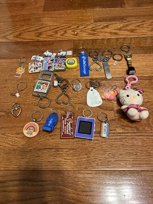 Vintage To Now Keychain Lot Of 23 Keychains-good Variety Some Disney.