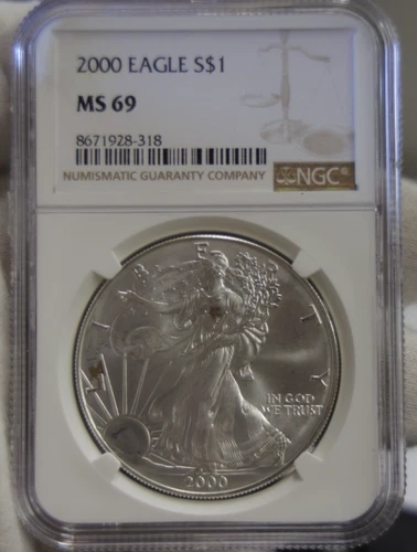 2000 US Silver Eagle $1 NGC MS69