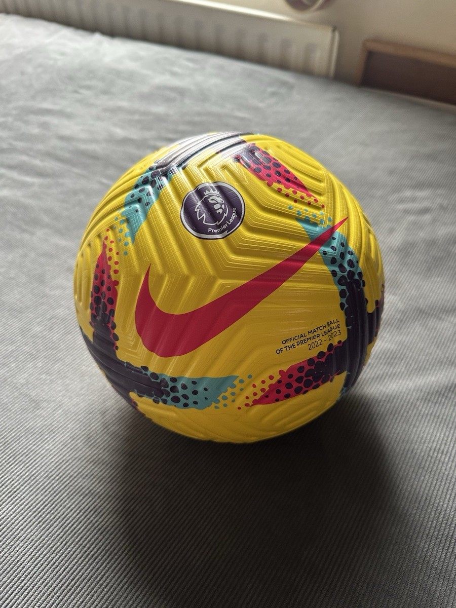 Nike Premier League 22/23 Official Match Flight Football Ball Size