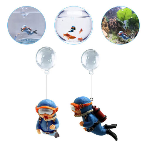 Dive into Adventure with 2 Ornament Diver Models for Fish Tank - Afbeelding 1 van 12