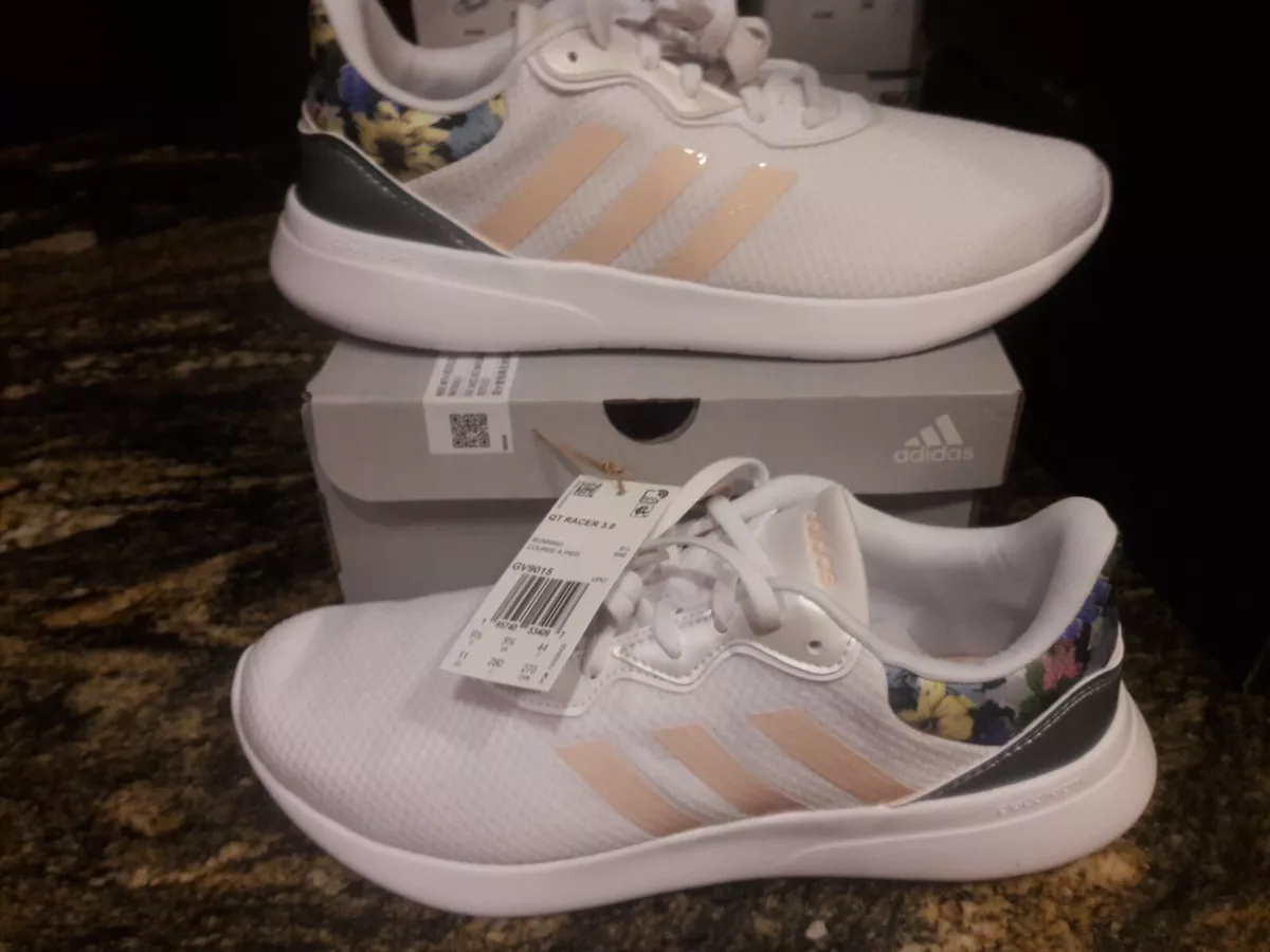 Ladies adidas 2024 running shoes