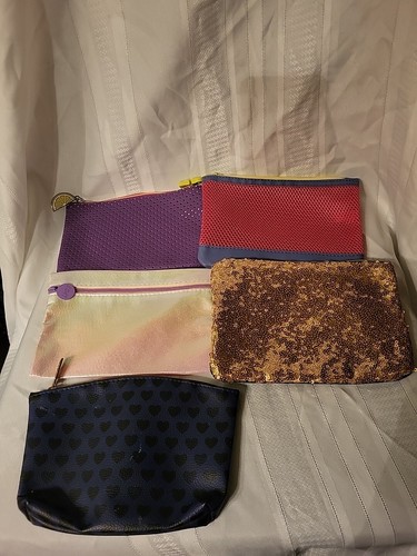 5 Stück Ipsy Makeup Glam Taschen NEU