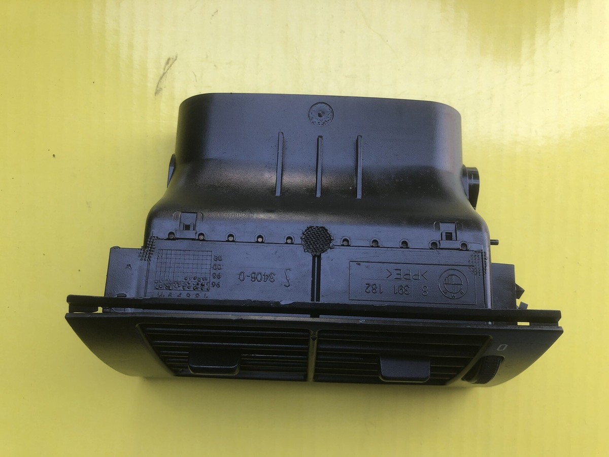 BMW E39 Fresh Air Grille Rear Room 8391182 64228376150 520i 525i