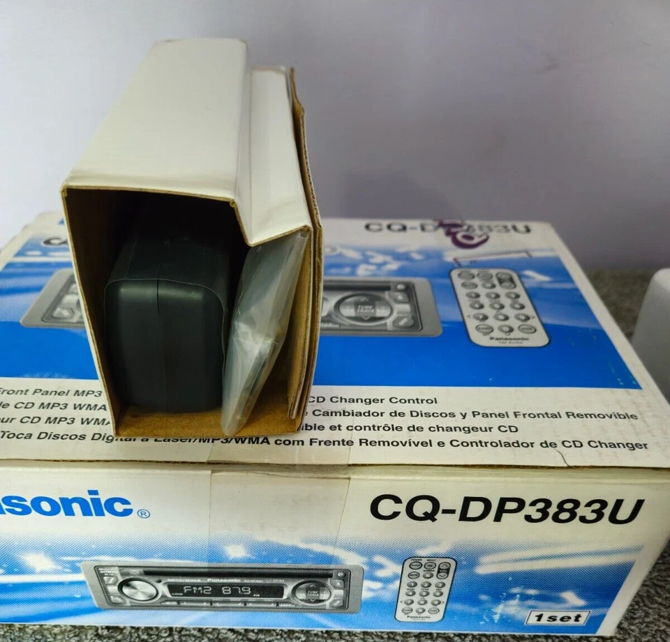 Panasonic CQ-DP383U Removable face MP3/WMA CD Player / Receiver remote Vintage - Image 3 of 4