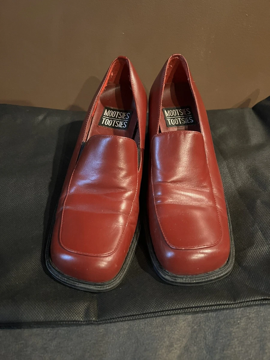 Mootsie Tootsies Women s Size 7m Slip On Burgundy Leather Loafers Dress Shoes