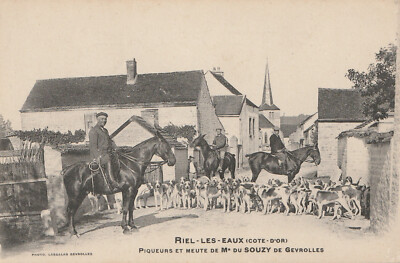 21 postcard RIEL LES EAUX PIQUEURS ET PACK DE Mr DU SOUZY DE GEVROLLES - RARE -