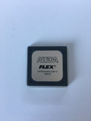 Intel / Altera FPGA EPF8636ARC208-3