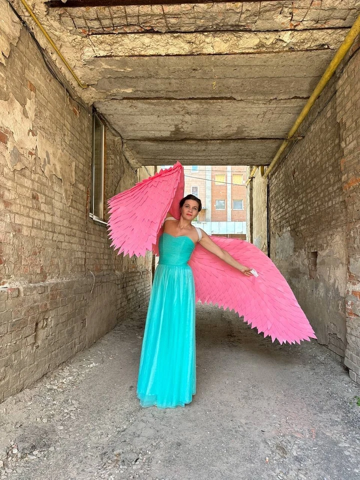 Angel Wings Costume Adult Women Festival Party Bird Pink Burlesque Outfits - Image 4 of 4