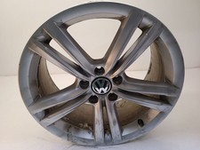2012 - 2015 Volkswagen Passat Wheel 18x8 Alloy 5 Double Spoke 561601025c 2012 - 2015 Volkswagen Passat Wheel 18x8 Alloy 5 Double Spoke 561601025c