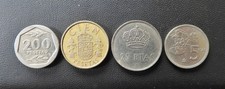 Spain Coin Set Job Lot 4 In Total, 200, 100, 25 & 5 PESETAS Good Condition