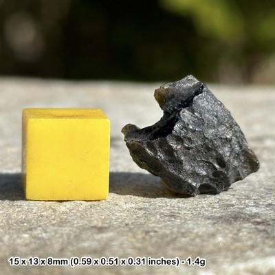 Indochinit Tektite Moldavit libyscher Meteorit - Weltraummond Asteroidengestein