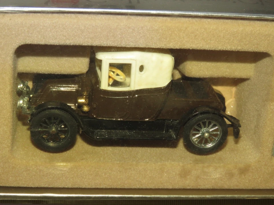Vintage Corgi Collectors Classics 1910 12/16 Renault No. C862 Limited Edition - Image 4 of 4