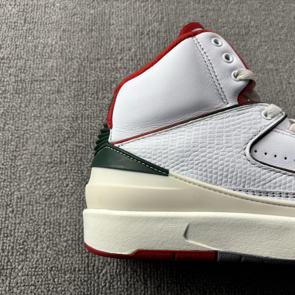 Nike Air Jordan 2 Retro (GS) Origins White Shoes Size 6.5 Youth Womens Size 8 - Image 2 of 4