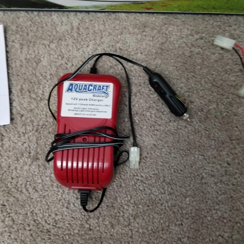 Aquacraft Mini Alligator Tours RC Electric Airboat w/ Remote- FOR PARTS UNTESTED - Image 4 of 4