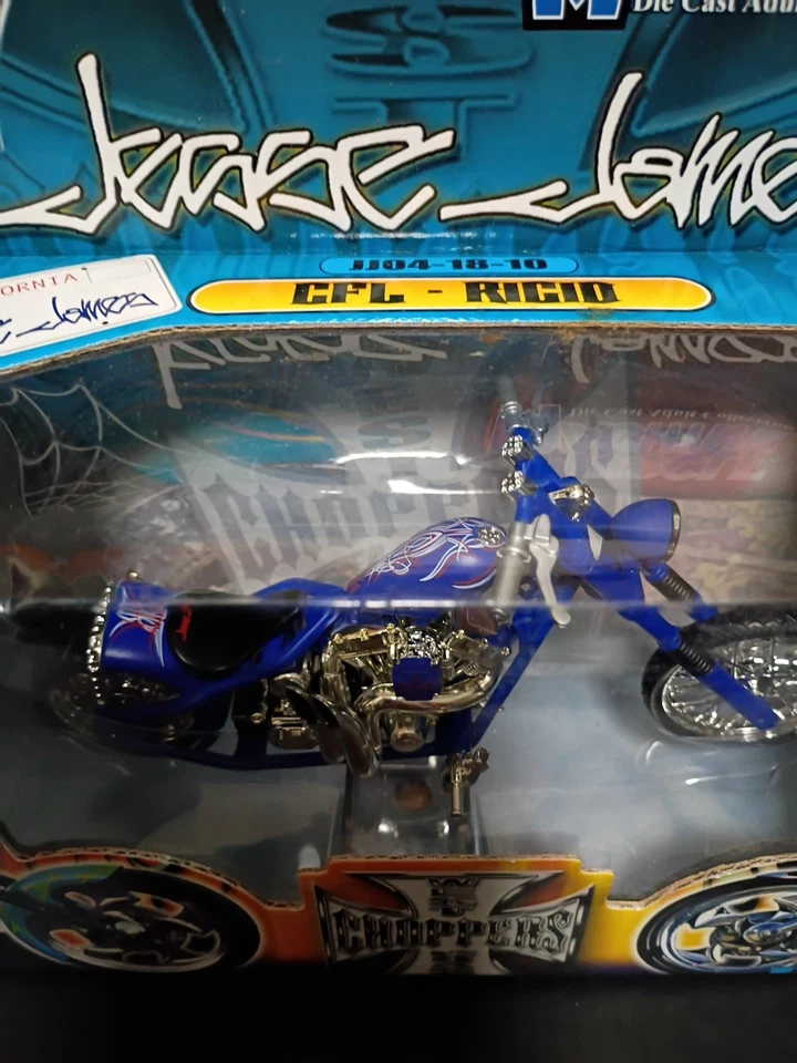 Muscle Machines CFL RIGID DC Collectible Jesse James WC Chopper 1:18 - Image 2 of 4